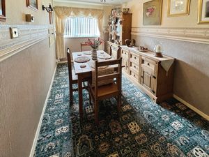 Dining area- click for photo gallery